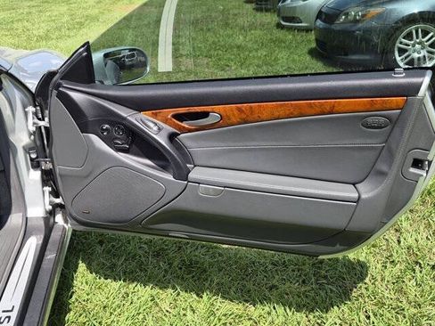 Used 2005 Mercedes-Benz SL 500 image 28