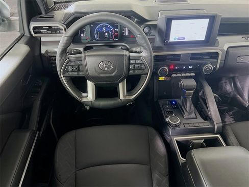 Certified 2025 Toyota Tacoma SR5 image 20