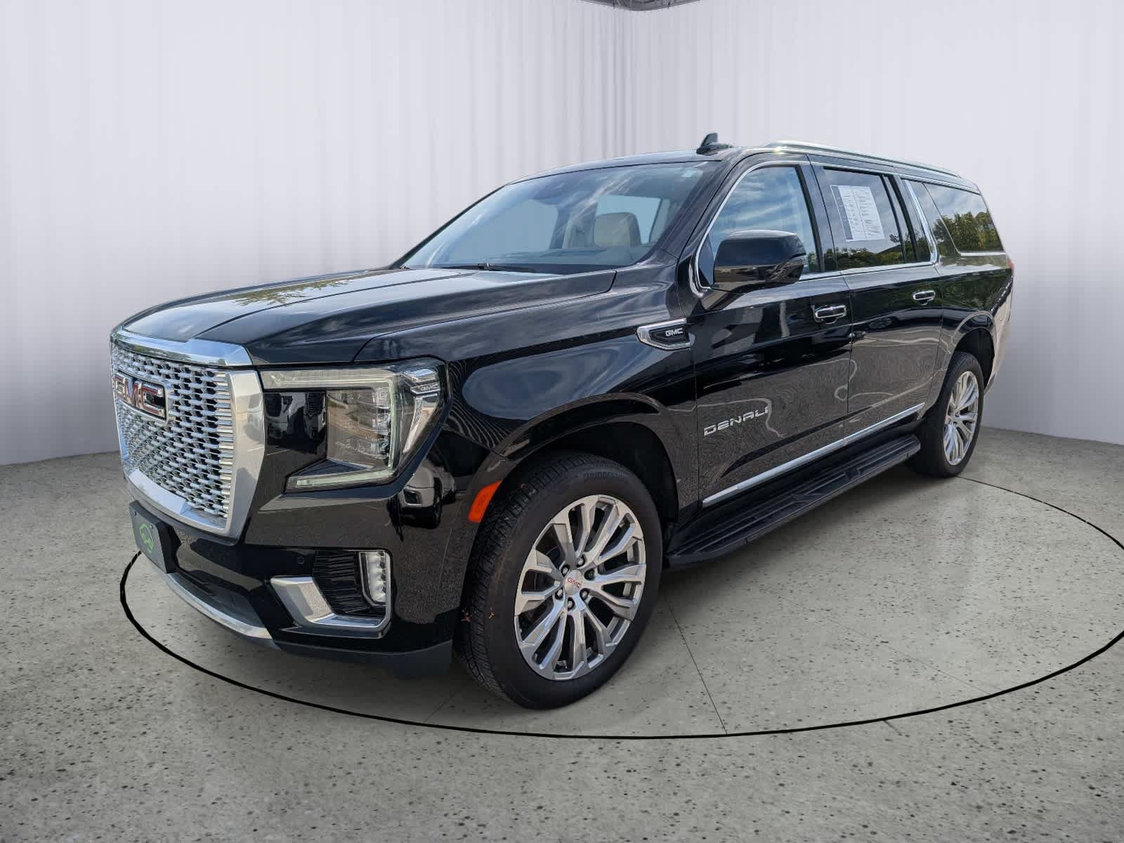 Used 2023 GMC Yukon XL Denali AWD/4WD image 7