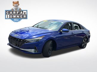 Used 2023 Hyundai Elantra Limited FWD video 3