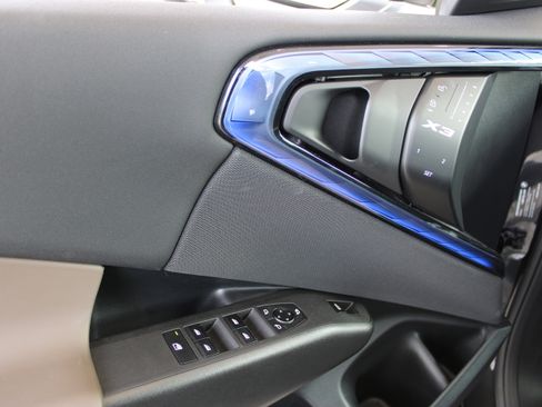 Used 2025 BMW X3 xDrive30i w/ Premium Package image 20