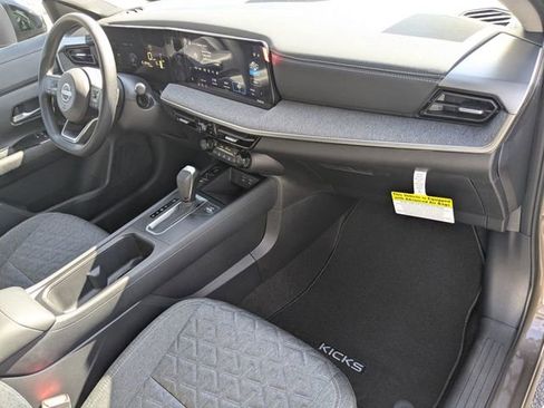 New 2026 Nissan Kicks SV w/ Cold Weather Package FWD image 32
