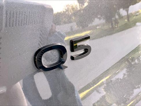 Used 2025 Audi Q5 Premium Plus AWD/4WD image 31