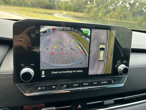 Used 2022 Mitsubishi Outlander SE image 25