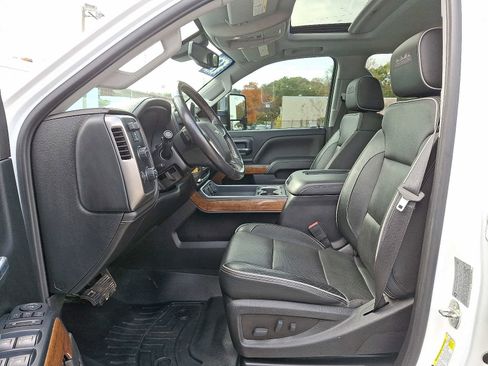 Used 2018 Chevrolet Silverado 3500 High Country w/ Duramax Plus Package image 14