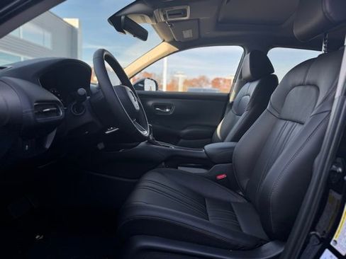 New 2026 Honda HR-V EX-L image 16