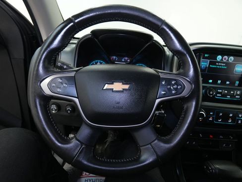 Used 2015 Chevrolet Colorado Z71 image 37