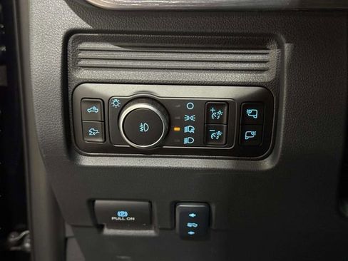 Used 2026 Ford F250 Lariat w/ FX4 Off-Road Package image 22