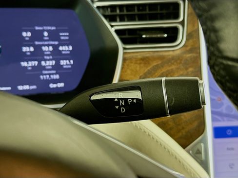 Used 2017 Tesla Model S 75D image 23