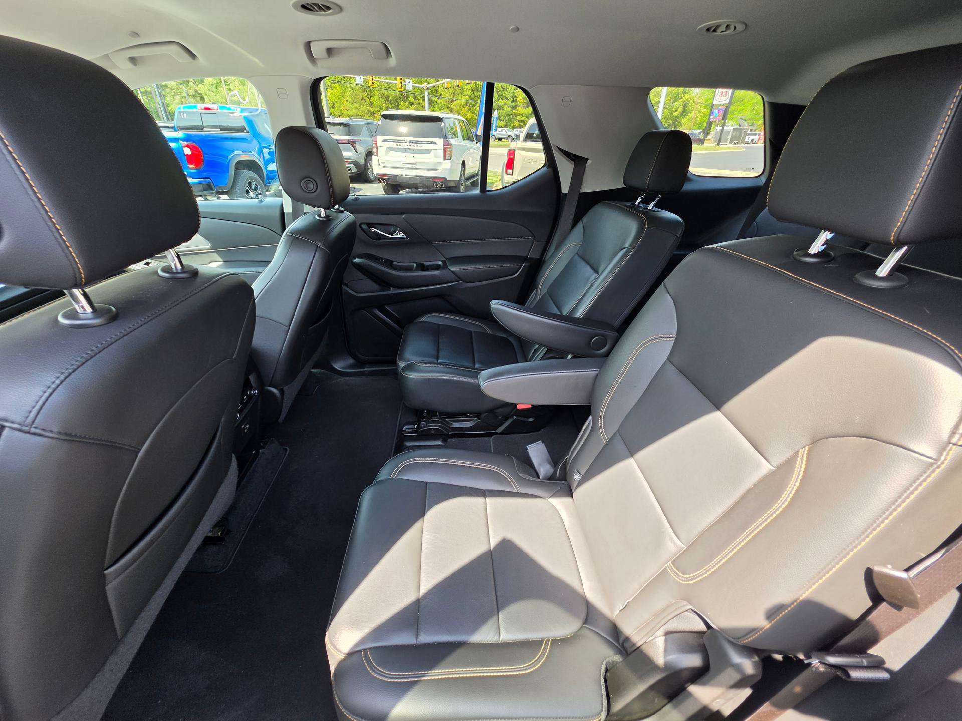 Used 2021 Chevrolet Traverse LT AWD/4WD image 9