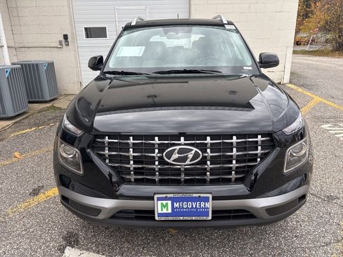 New 2025 Hyundai Venue SEL image 5