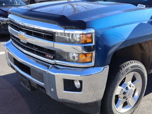 Used 2018 Chevrolet Silverado 2500 LTZ w/ Vortec Plus Package image 17
