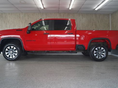 Used 2024 Chevrolet Silverado 2500 Custom w/ Custom Convenience Package AWD/4WD image 5