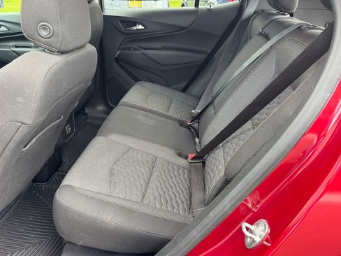 Used 2021 Chevrolet Equinox LT AWD/4WD image 10