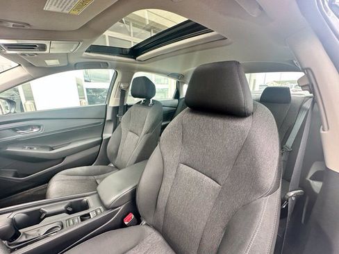 Used 2023 Honda Accord EX image 5