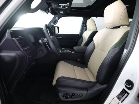 Used 2026 Lexus GX 550 image 15