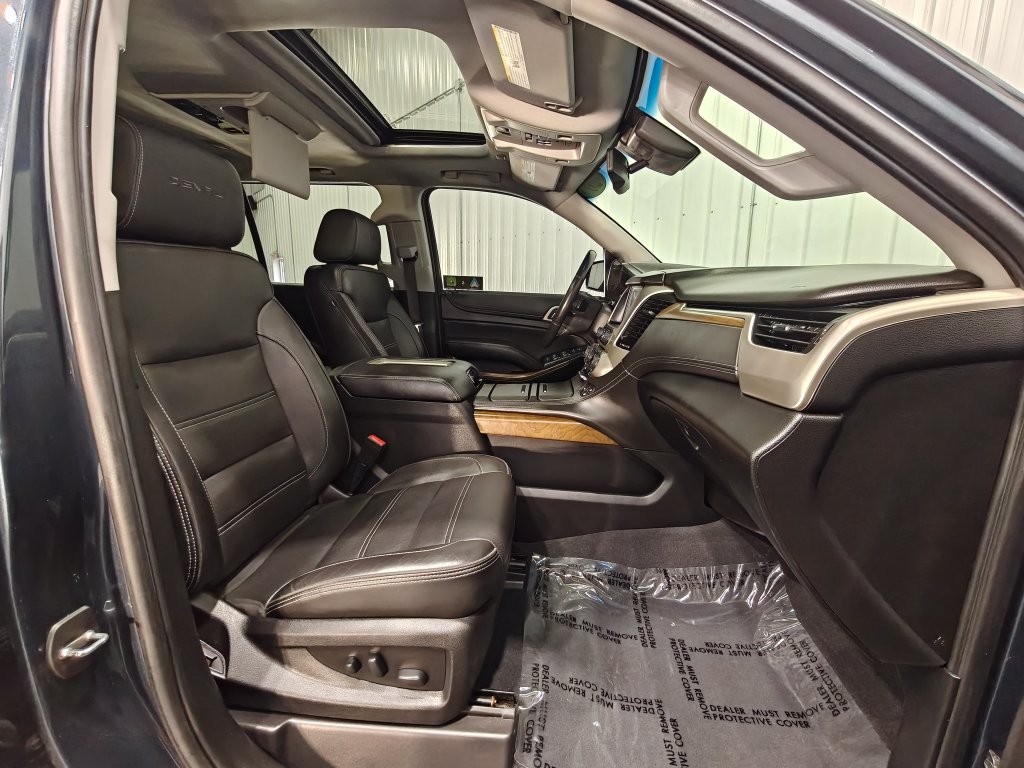 Used 2020 GMC Yukon XL Denali AWD/4WD image 29