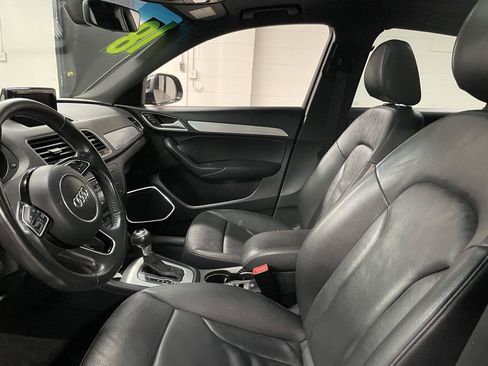 Used 2018 Audi Q3 2.0T Premium Plus w/ Premium Plus Package AWD/4WD image 11