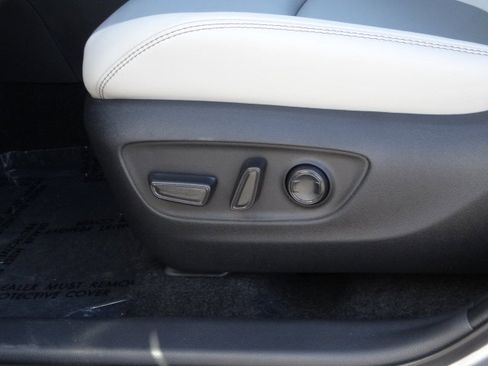 New 2025 Toyota RAV4 XLE Premium image 9