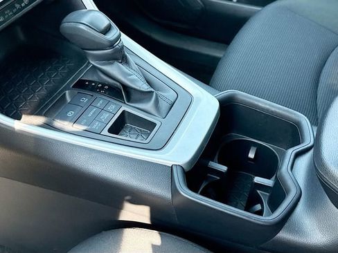 Used 2024 Toyota RAV4 LE image 37