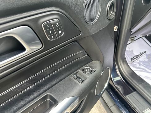 Used 2021 Ford Mustang GT Premium w/ Equipment Group 401A RWD image 11