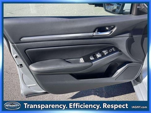 Certified 2023 Nissan Altima 2.5 SV image 17