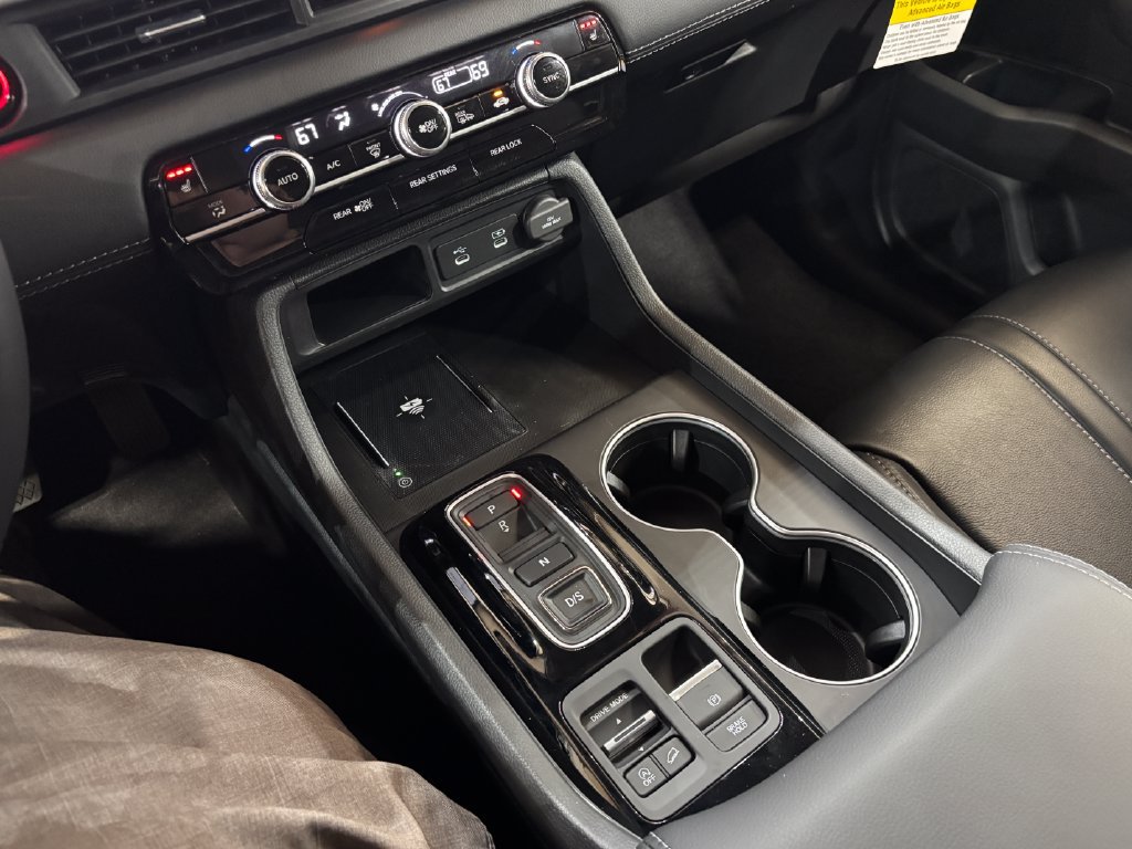 New 2026 Honda Pilot Touring image 36