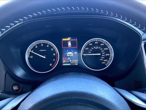 Used 2023 Subaru Forester Limited AWD/4WD image 9