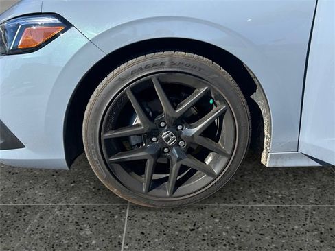 Used 2024 Honda Civic Sport image 14