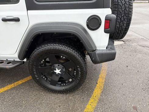 Used 2021 Jeep Wrangler Unlimited Sport image 9