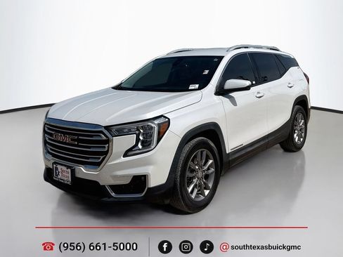 Used 2022 GMC Terrain SLT w/ Infotainment Package II FWD image 3