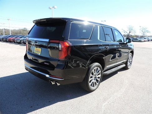 Certified 2025 GMC Yukon Denali image 5