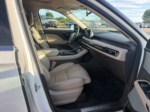 Used 2022 Lincoln Aviator Reserve w/ Equipment Group 201A AWD/4WD image 28