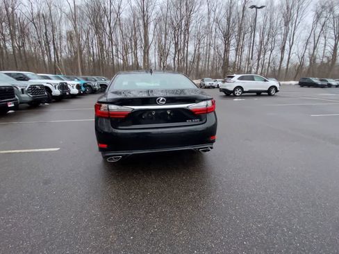 Used 2018 Lexus ES 350 w/ Premier Package image 10
