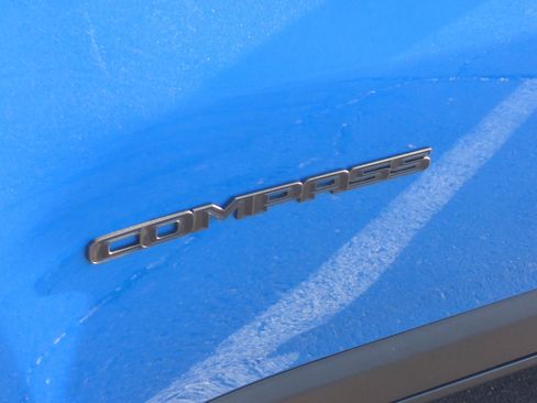 New 2026 Jeep Compass Latitude image 24