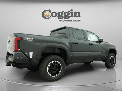 New 2025 Toyota Tacoma TRD Off-Road image 18