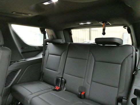 New 2026 Chevrolet Tahoe High Country AWD/4WD image 15