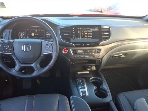 Used 2023 Honda Passport TrailSport image 10