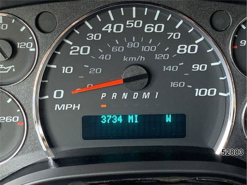 Used 2025 Chevrolet Express 3500 LS RWD image 26