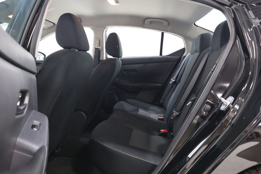 Used 2025 Nissan Sentra SV FWD image 27