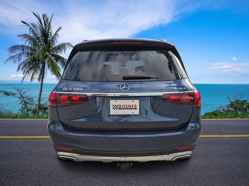 Used 2024 Mercedes-Benz GLS 580 4MATIC image 38