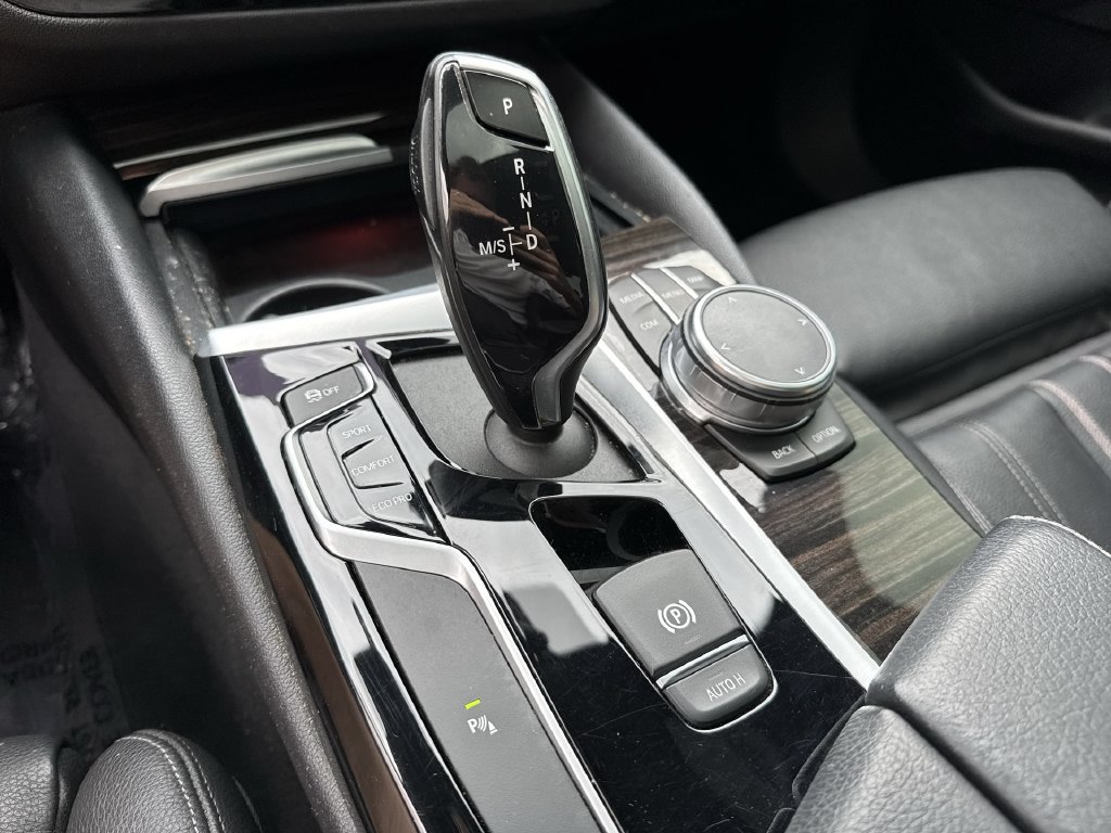 Used 2019 BMW 540i xDrive AWD/4WD image 53