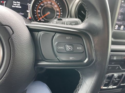 Used 2021 Jeep Wrangler Unlimited Sport image 18