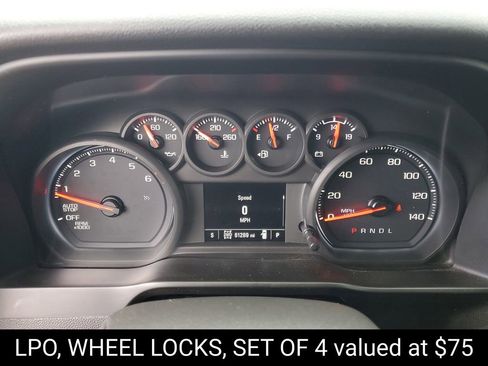 Certified 2020 Chevrolet Silverado 1500 Custom w/ Custom Value Package image 10