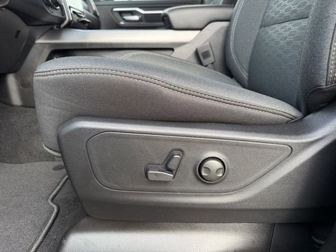 New 2026 RAM 1500 4x4 Crew Cab image 14