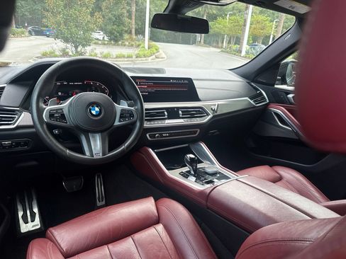 Used 2020 BMW X6 M50i AWD/4WD image 4