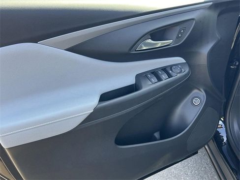 New 2025 Buick Envista Preferred w/ Convenience II Package image 10