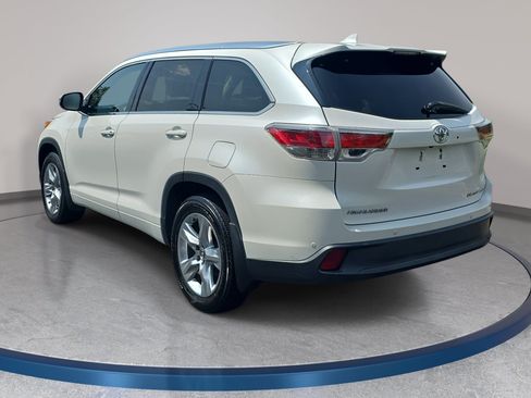 Used 2016 Toyota Highlander Limited w/ Driver Technology Package AWD/4WD image 7