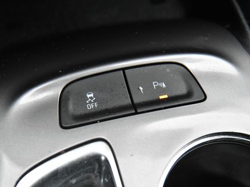 Used 2024 Chevrolet Malibu LT image 23