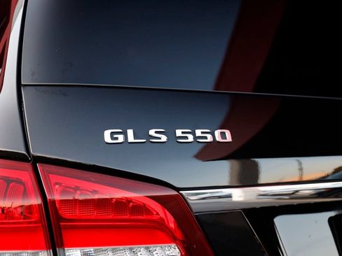 Used 2018 Mercedes-Benz GLS 550 4MATIC image 14